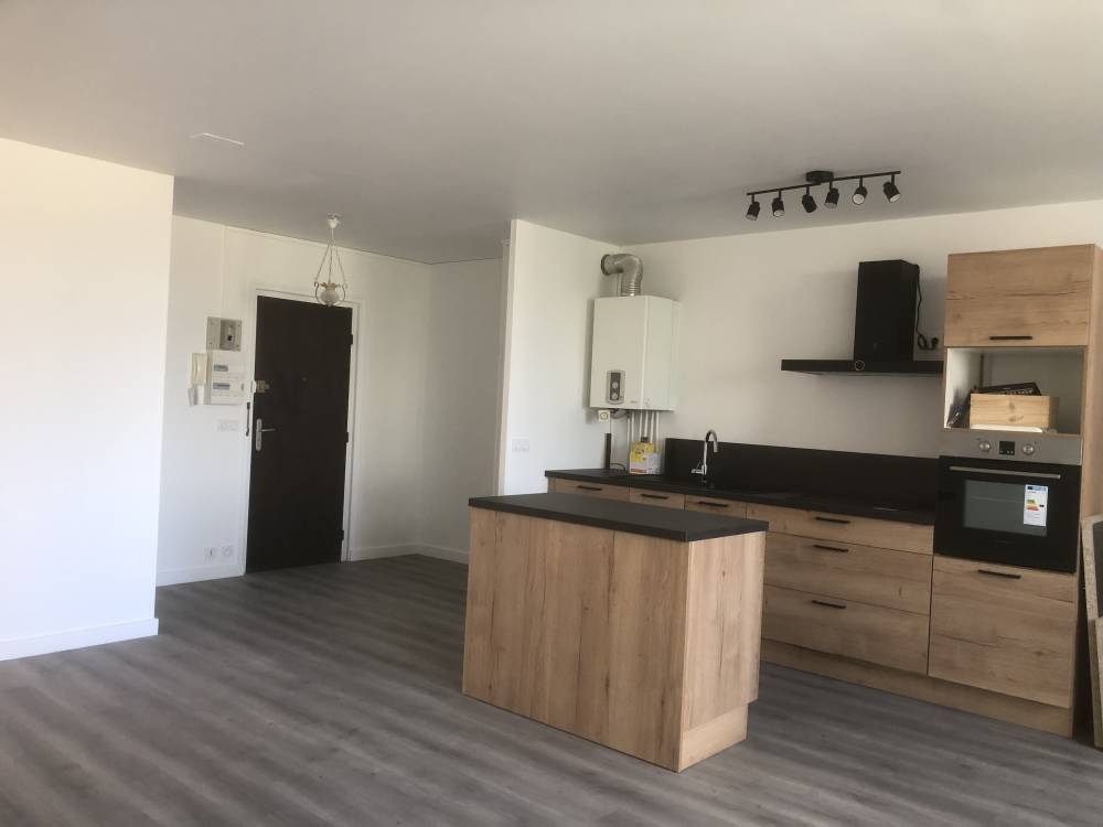 SARL TIBRICOLE  À SARAN - Rénovation appartement 1