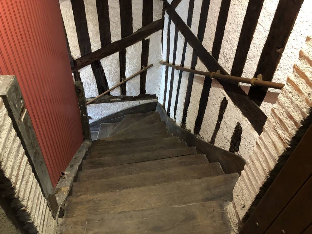 SARL TIBRICOLE  À SARAN - Rénovation escalier - 1-min